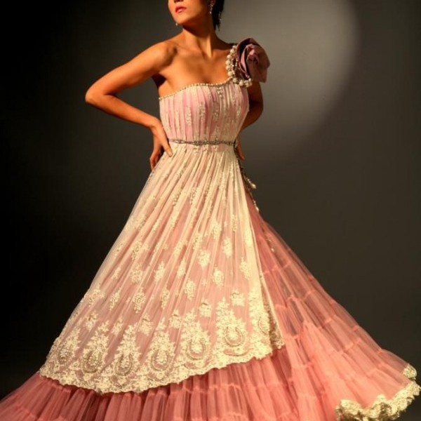 manish malhotra, indian bridal gown, pink and lace gown, indian designers