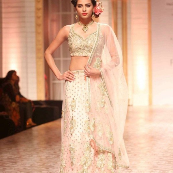 Indian bridal clothing by Falguni and Shane Peacock