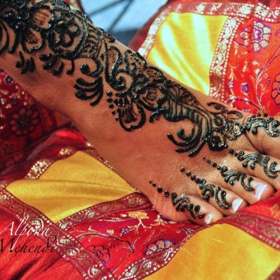bridal henna design by Alpona mehndi