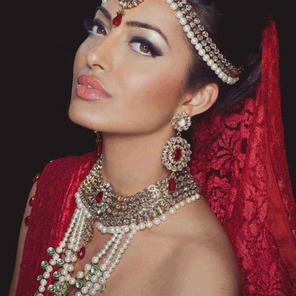 South Asian bridal makeup look