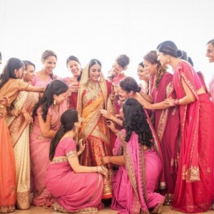 brides and her bridesmaids