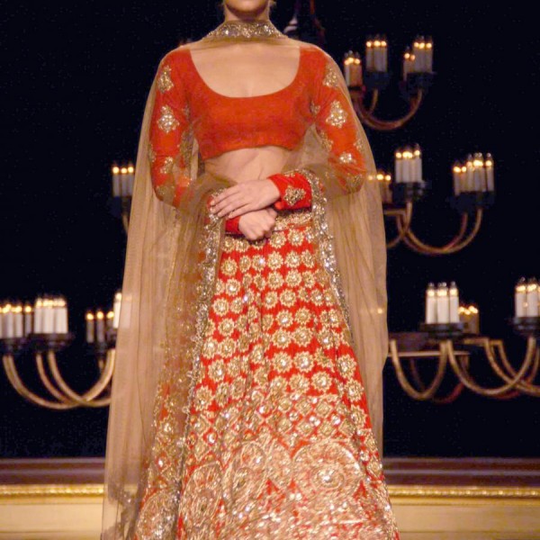 indian wedding clothes manish malhotra 2014 9