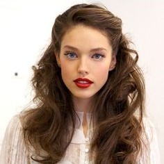 Indian wedding hair halfup