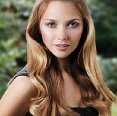 Indian wedding hair halfup