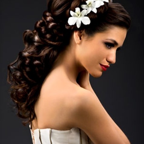 Indian wedding hair halfup