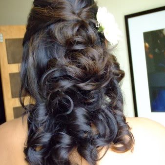 Indian wedding hair halfup