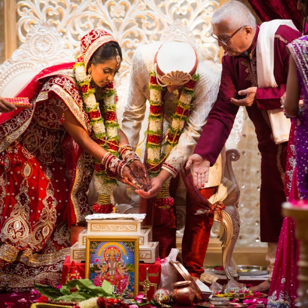 Indian bridal jewelry and henna