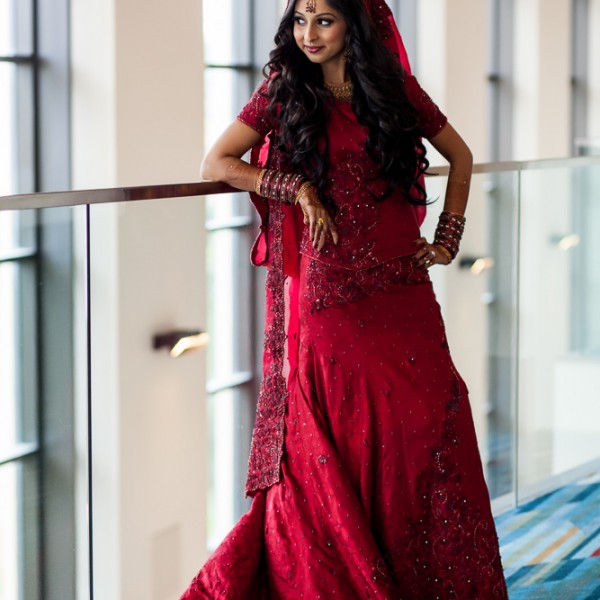 pakistani bride in red