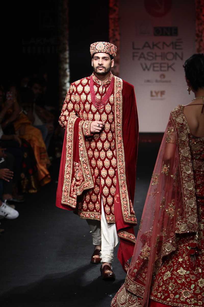 groom's sherwani by saroj jalan